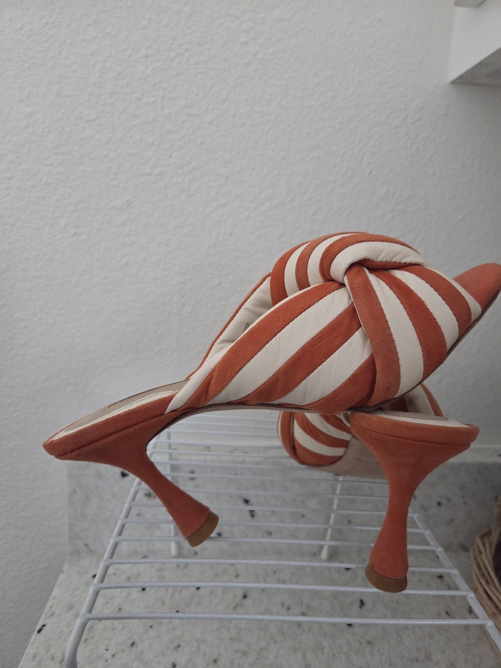 Antonio Melani Heels 7.5